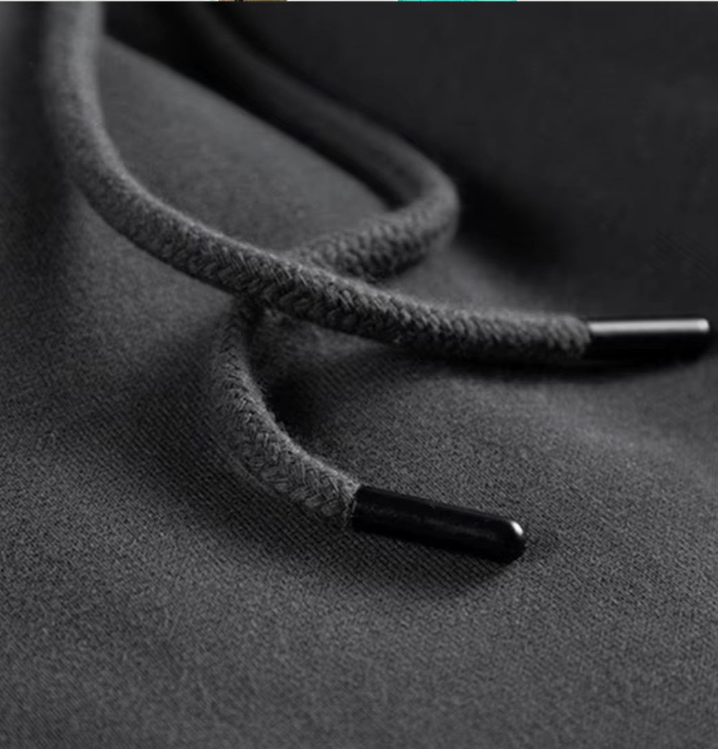 Joggers with cuffed bottoms and side pockets